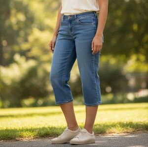 "Avenue" Blue Capri  Women's Jeans